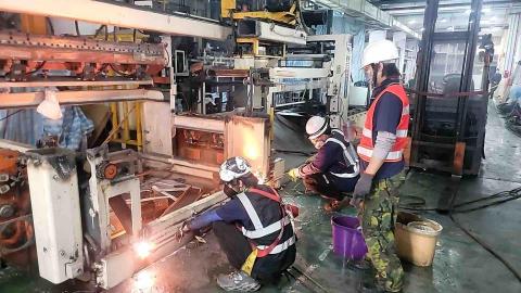 東升工程 - 重機械拆除