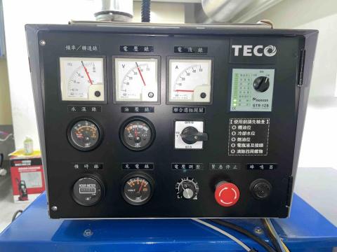 宇信電機 - 發電機空載測試