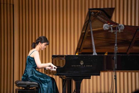 Hong Lam - 獨奏會