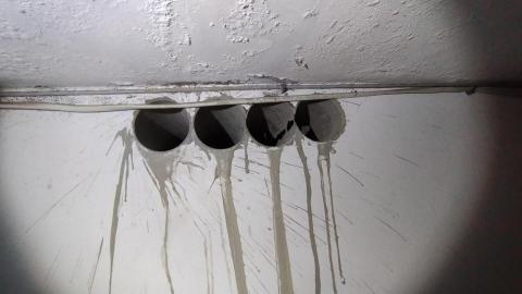 瀧水電 - 洗孔修補前