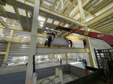 晨鶴吊車起重工程行 -  晨鶴吊車起重工程行 -