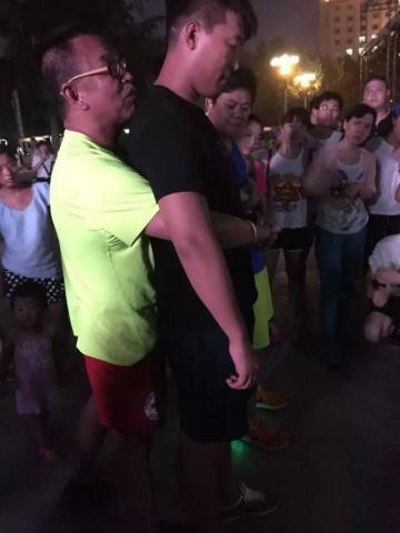 水上安全救生游泳移動教練 施紹雄 麥克叔叔 - 哈姆立克急救法教學 水上安全救生游泳移動教練 施紹雄 麥克叔叔 - 哈姆立克急救法教學