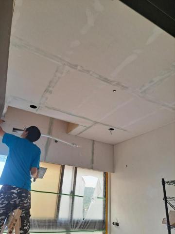 厝房裝潢有限公司 - 五股區補土刷漆