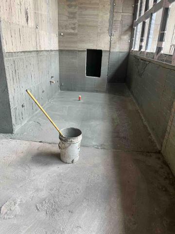 鋐展工程行 - 新建案廁所防水施工，業主要求高度為120cm，施工實際高度為130cm，無加價