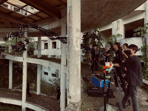 加減影像工作室 - 剪刀搖臂出班拍攝 - 【曖昧變成傷害】MV 黃挺瑋 ft.王艷薇