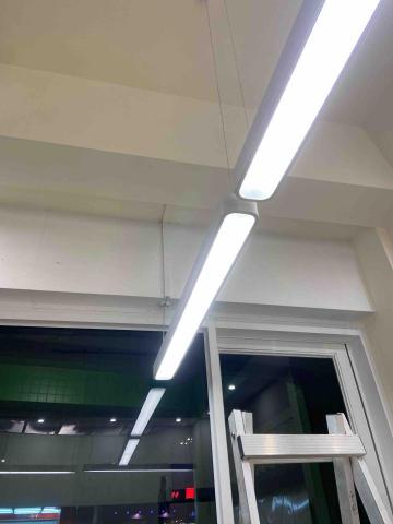 徐尚緯 - 營業場所燈具安裝