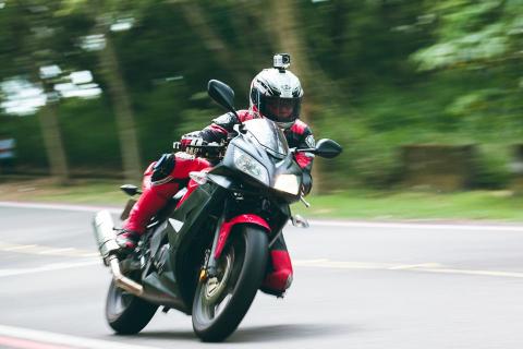 周良俊(貨物運送搬家機車託運) -  周良俊(貨物運送搬家機車託運) -