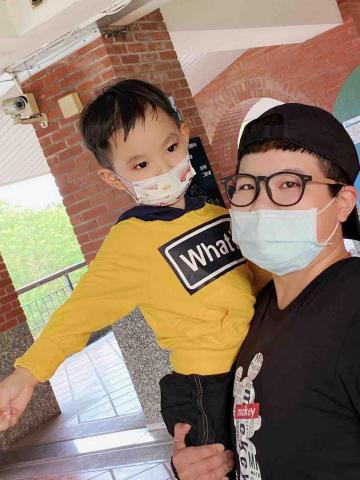 林佩儀 - 放電中的孩子，消耗體力