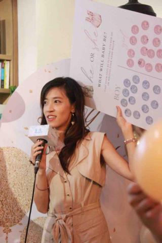 夏蕊全方位活動主持 /全方位活動企劃/場地佈置/水中模特兒 - 性別派對主持