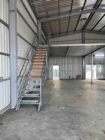昇宏實業 - 廠房夾層樓梯施作 昇宏實業 - 廠房夾層樓梯施作