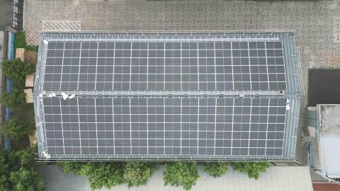 光衡科技/光引能源 - 風雨球場