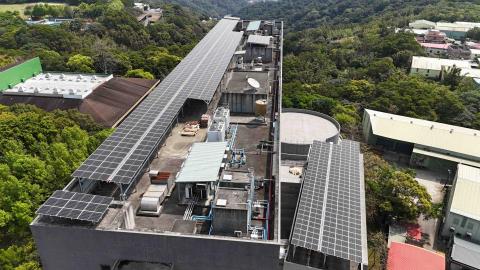 光衡科技/光引能源 - RC棚架式