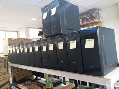 年輪資訊社 筆電專賣 - 電腦主機