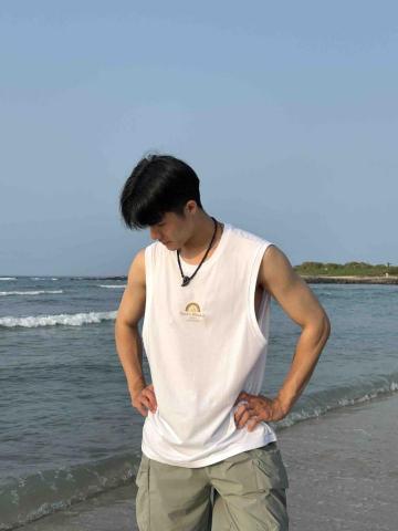 提供籃球歌服務的專家何宇宸