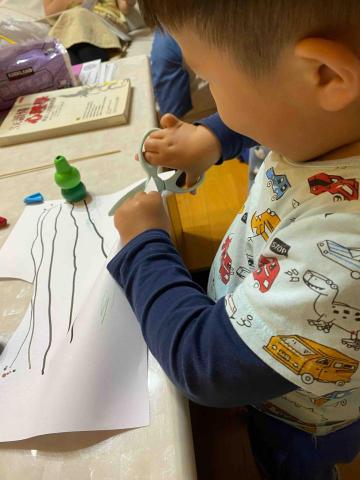 梅瑋秢 - 帶孩子訓練手部肌肉