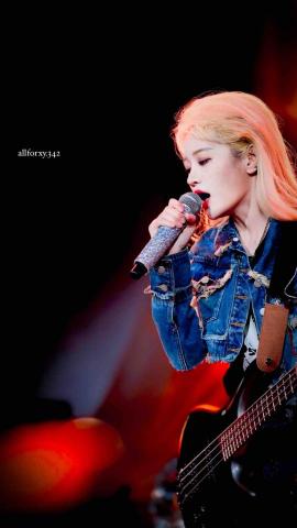 Ry - 作品｜SNH48 張昕 舞台返圖