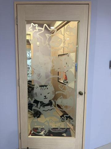 海風禾語設計工作室 / Wusami Design - 貓咪的家　玄關噴砂玻璃圖案設計