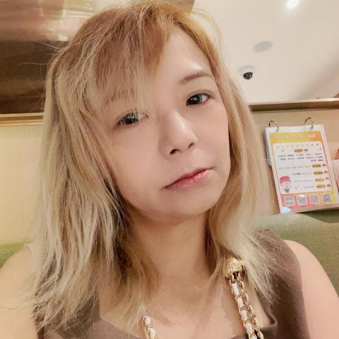 提供衣服收纳盒服務的專家Na Na