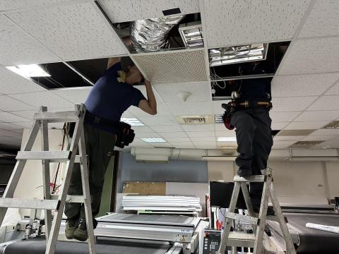 銧輝資訊有限公司 - 冷氣安裝、清洗等工程實照