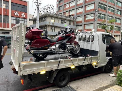 軒哥重機托運王 - 新北三重-高雄民族專車托運 軒哥重機托運王 - 新北三重-高雄民族專車托運