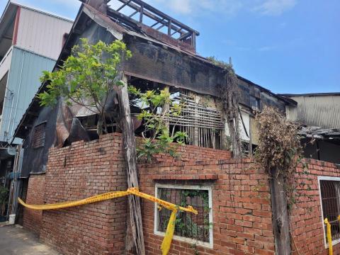 鄭苡淇 - 古厝尚未拆除前