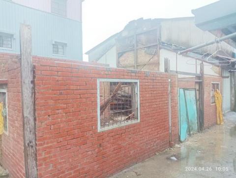 鄭苡淇 - 古厝細作手工拆卸檜木完成