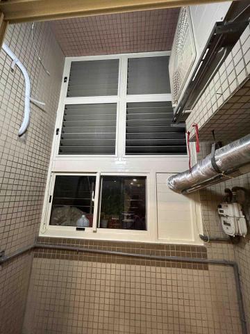 宬鑫鋼鋁門窗 - 