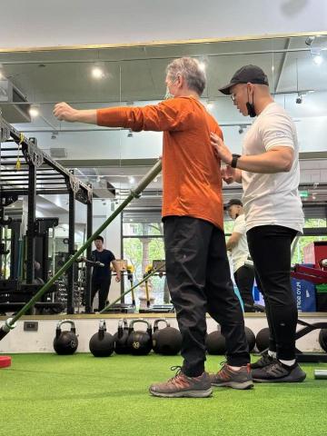 謝秉祐 - 銀髮族肌力訓練