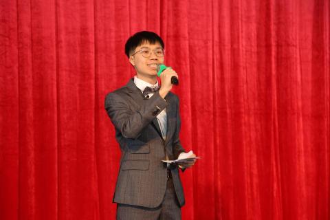 葉秀威 - 春酒餐會暨15週年慶
立景工程顧問股份有限公司

當晚春酒餐會席開16桌，除了立景同仁外，全台許多營造、建設、工程顧問集團的董事長、執行長皆是座上賓，一同見證立景工程顧問的15週年里程碑，並表達喜悅與祝福。