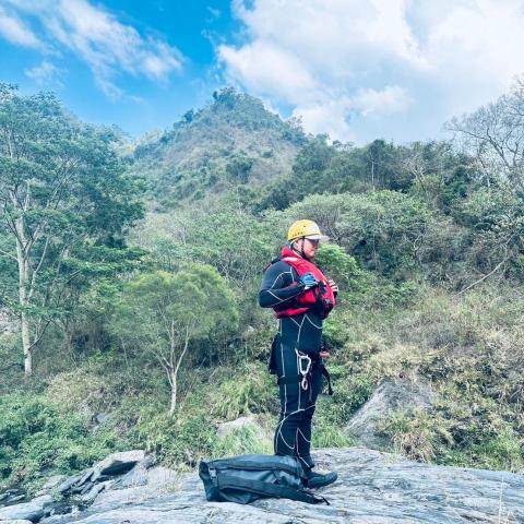 提供遛狗绳服務的專家葉承翰