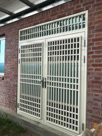 吳燕翔 - 和式格三合一通風門 吳燕翔 - 和式格三合一通風門