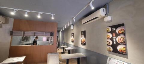 東暘廣告工程設計 - 這鍋飯有點強-嘉義店案例照 東暘廣告工程設計 - 這鍋飯有點強-嘉義店案例照