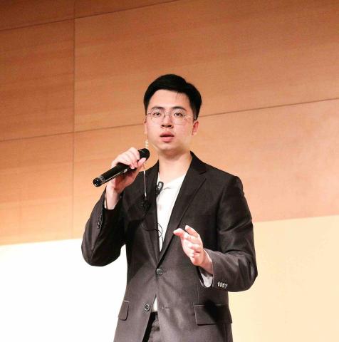 提供語言治療家教服務的專家施柏辰