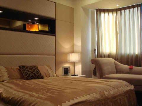 莫莫裝修工作室 - 簡易奢華主臥室設計