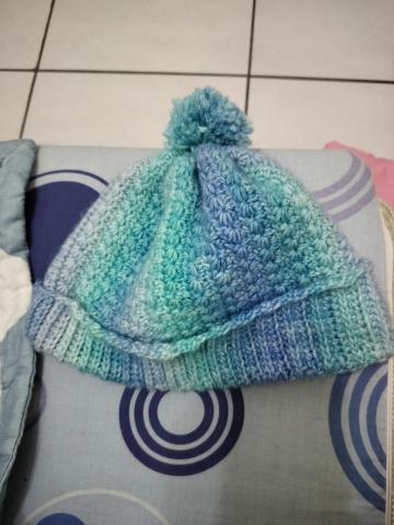 黃麗婷 - 寒冷的冬天，需要一頂保暖的帽子才行