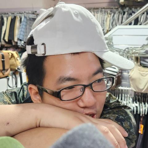 提供回收家具桃園服務的專家陳祐偉