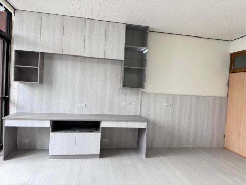 德康美系統櫃烏日店 - 德康美系統家具 梳妝台加電視櫃和電視牆加書桌加吊櫃 德康美系統櫃烏日店 - 德康美系統家具 梳妝台加電視櫃和電視牆加書桌加吊櫃