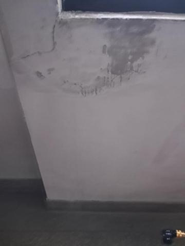 大禹治水工程行 - 窗框壁癌處理