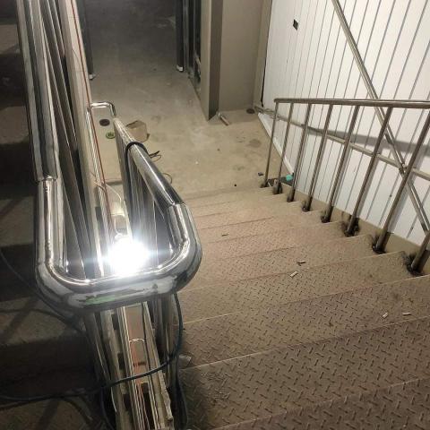 豪晟金屬工程企業社 - 樓梯扶手欄杆