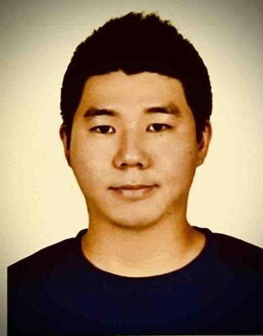 提供高中化學服務的專家汪均達