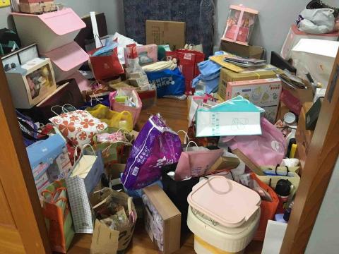 洪寶琇 - 收納整理前