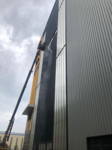 二哥 - 廠房高空外牆清潔