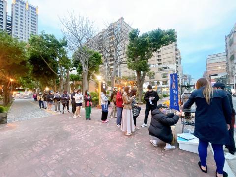 豐哥Rex - 桃園風禾公園快閃人潮