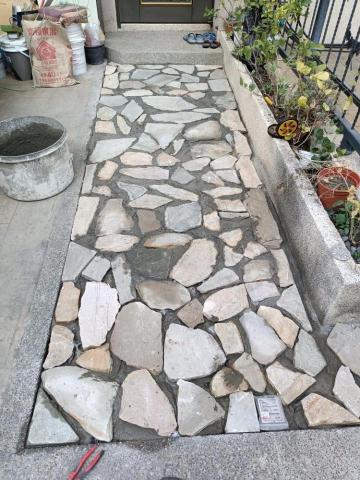 Edward 王 - 車道貼鐵平碎石