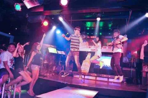 VENICE 威妮厮音樂活動企劃 -  VENICE 威妮厮音樂活動企劃 -