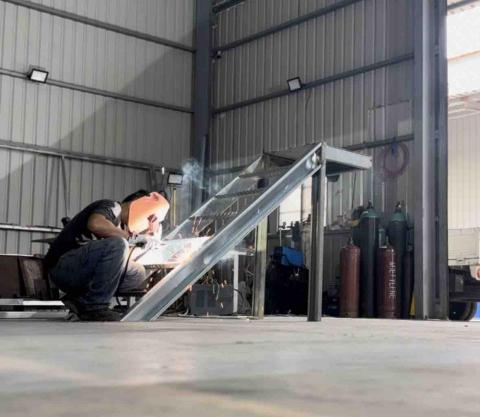 駿傑鉄工所 S.F -  駿傑鉄工所 S.F -