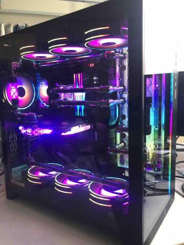 IKY 艾諾優數位 水冷電腦組裝電腦專家 - 