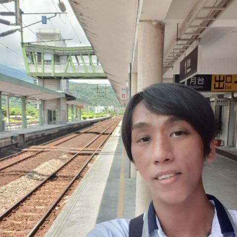 提供機車美容店服務的專家林子捷