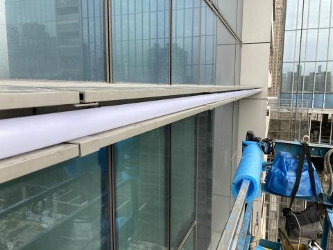 關堉豪 - 外牆安裝LED燈