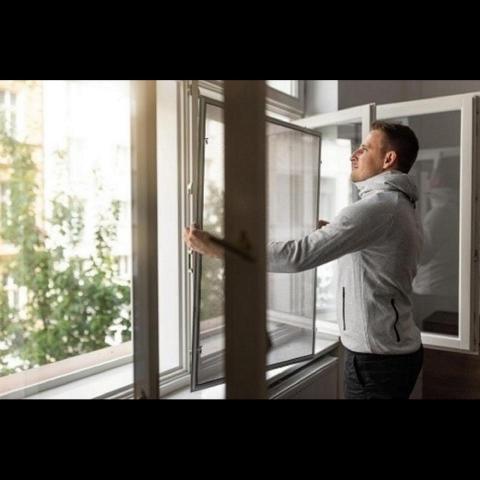 鍾先生 - 瑞士龍紗網適用裝置於窗戶和落地門